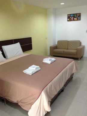 Отель Diamond Bangkok Apartment  Бангкок